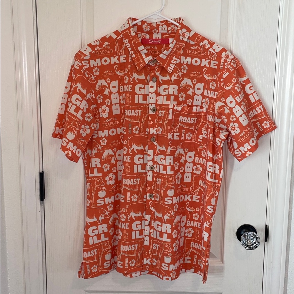 Traeger Button Down - Large - Limited Edition